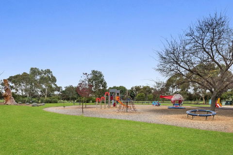 Adelaide Style Accommodation-Close To City-North Adelaide-3 Bdrm- FREE Parking - Accommodation Brunswick Heads 33