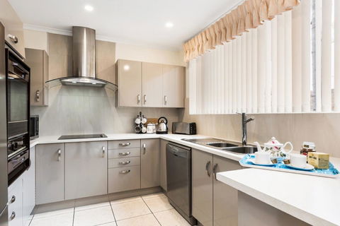 Adelaide Style Accommodation-Close To City-North Adelaide-3 Bdrm- FREE Parking - Accommodation Brunswick Heads 6