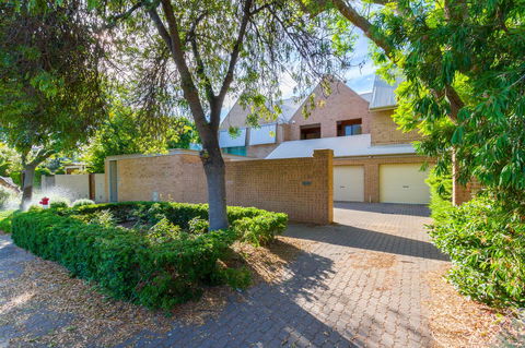 Adelaide Style Accommodation-Close To City-North Adelaide-3 Bdrm- FREE Parking - Accommodation Brunswick Heads 22