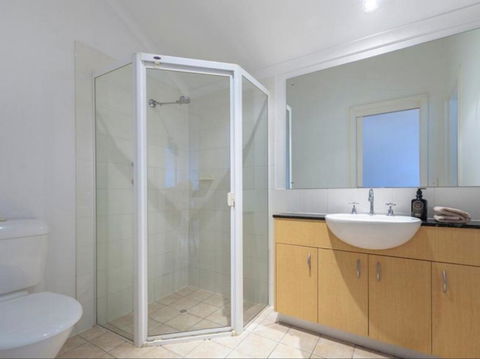 Spacious 4 BR And 2 Bathrooms City Apartment - Accommodation Brunswick Heads 9