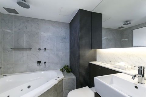The Soho Hotel - Accommodation Brunswick Heads 6