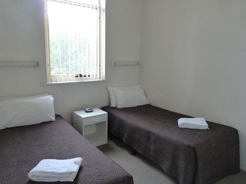 Glenelg Holiday Apartments - Corfu - Accommodation Brunswick Heads 11