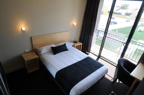 Mansfield Park Hotel - Accommodation Brunswick Heads 12