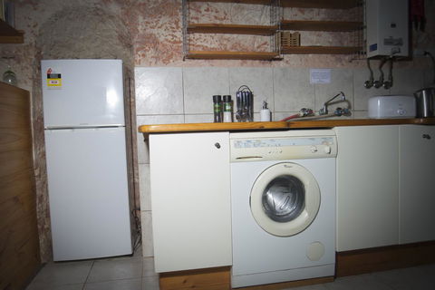 Ali\'s Underground Studio - Accommodation Brunswick Heads 5