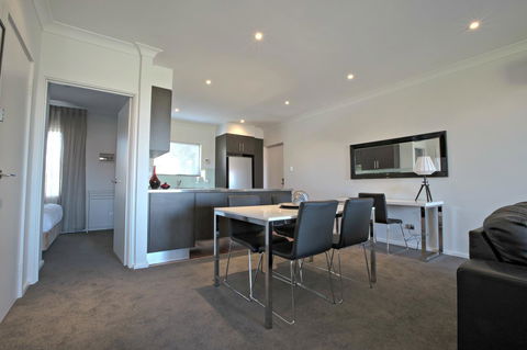 Adelaide DressCircle Apartments - Archer Street - Accommodation Brunswick Heads 8
