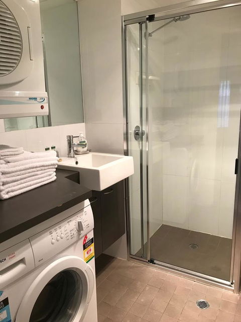 Adelaide DressCircle Apartments - Archer Street - Accommodation Brunswick Heads 3