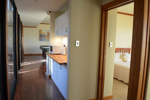 Kingsview Belair, Apartment Grand Views Of Adelaide - Accommodation Brunswick Heads 14