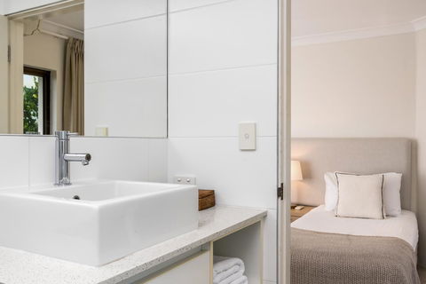 Bayview Beachfront Apartments, In Town Right On The Beach - Accommodation Brunswick Heads 31