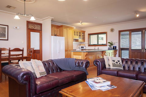 Angaston Saleyards Luxury Accommodation - Accommodation Brunswick Heads 5
