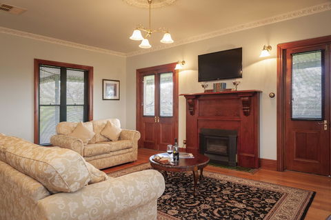 Angaston Saleyards Luxury Accommodation - Accommodation Brunswick Heads 25