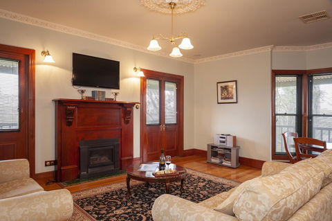 Angaston Saleyards Luxury Accommodation - Accommodation Brunswick Heads 8