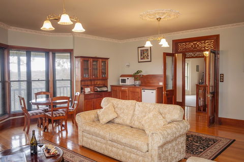 Angaston Saleyards Luxury Accommodation - Accommodation Brunswick Heads 26