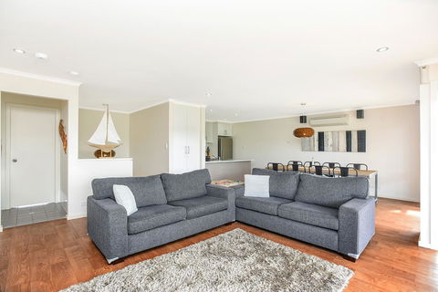 'Hope House' - Encounter Bay - Accommodation Brunswick Heads 4