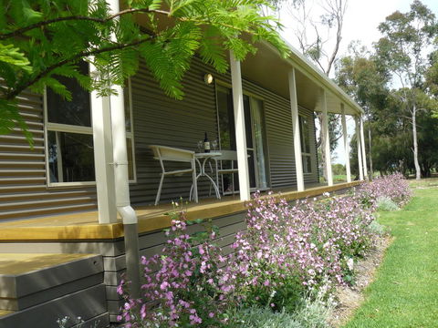 Camawald Coonawarra Cottage B&B - Accommodation Brunswick Heads 1