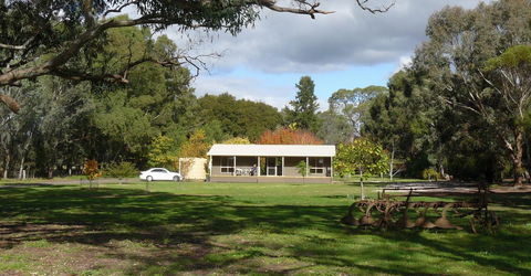 Camawald Coonawarra Cottage B&B - Accommodation Brunswick Heads 0