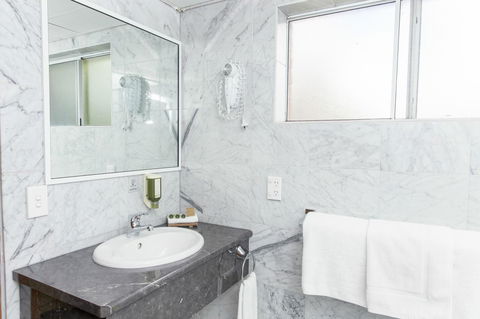 Bathurst Motor Inn - Accommodation Brunswick Heads 20
