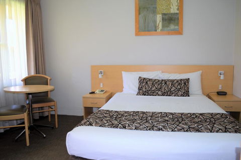Bathurst Motor Inn - Accommodation Brunswick Heads 26