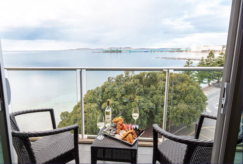 Port Lincoln Hotel - Accommodation Brunswick Heads 13