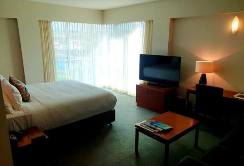 Port Lincoln Hotel - Accommodation Brunswick Heads 3