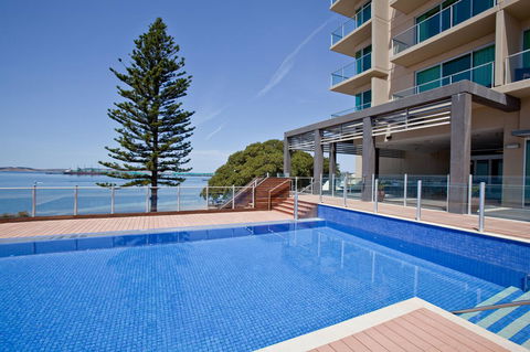 Port Lincoln Hotel - Accommodation Brunswick Heads 0