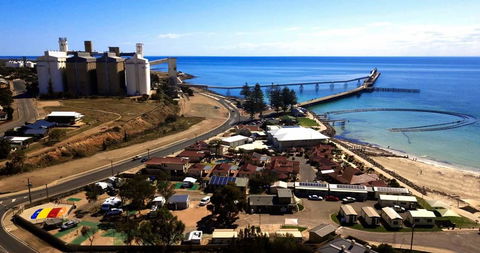 Wallaroo Beachfront Tourist Park - Accommodation Brunswick Heads 2