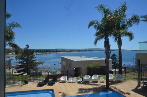 The Bluff Resort Apartments - Accommodation Brunswick Heads 13