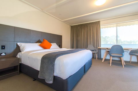 Mick O\'Sheas - Accommodation Brunswick Heads 0