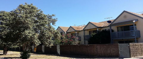 Townhouse On The Marina - Accommodation Brunswick Heads 0