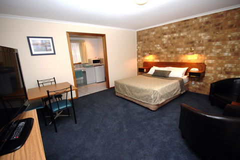 Clare Central - Accommodation Brunswick Heads 16