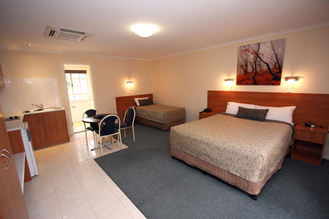 Clare Central - Accommodation Brunswick Heads 18