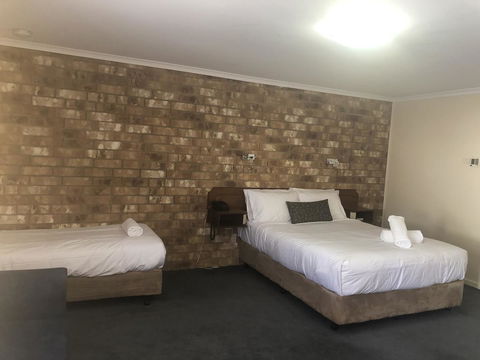 Clare Central - Accommodation Brunswick Heads 3