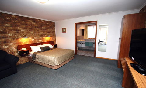 Clare Central - Accommodation Brunswick Heads 14