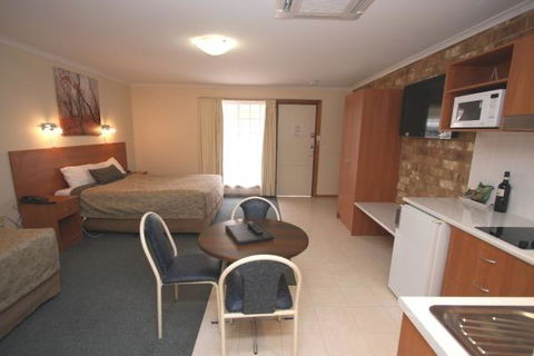 Clare Central - Accommodation Brunswick Heads 38