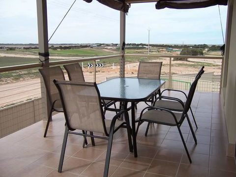 Relax On Par - Accommodation Brunswick Heads 11