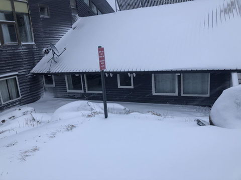 Snowy Gums Chalet - Accommodation Brunswick Heads 2