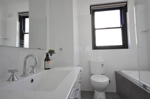 The One @ Henley Beach - Accommodation Brunswick Heads 4