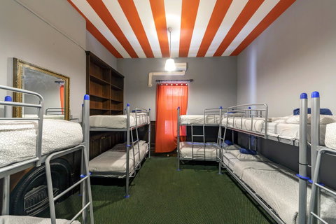 Tequila Sunrise Hostel Adelaide - Accommodation Brunswick Heads 1