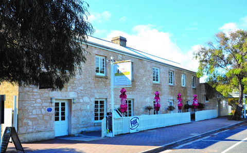 Caledonian Inn - Accommodation Brunswick Heads 1
