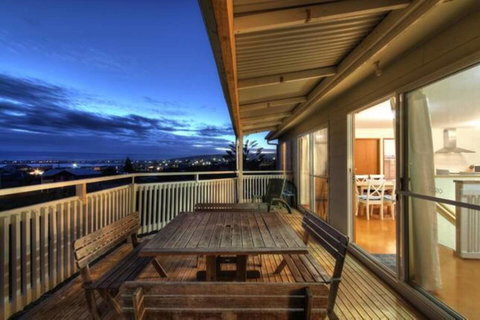 SeaWatch-Sea Views - Accommodation Brunswick Heads 7