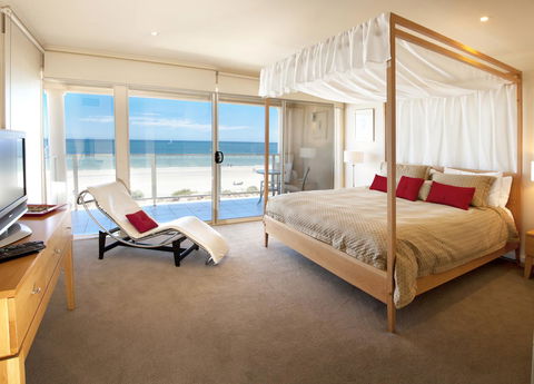 Adelaide Luxury Beach House - Accommodation Brunswick Heads 4
