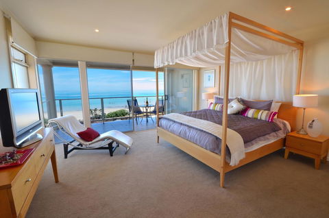 Adelaide Luxury Beach House - Accommodation Brunswick Heads 2