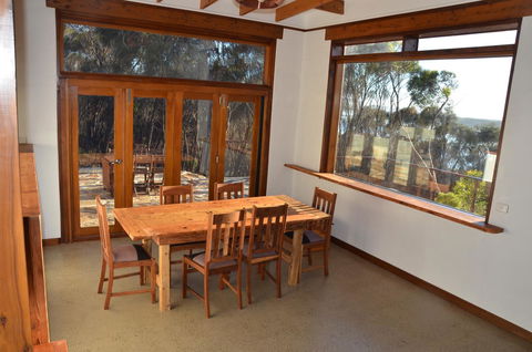 Of Stone & Wood Guesthouse - Accommodation Brunswick Heads 4