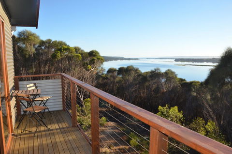 Of Stone & Wood Guesthouse - Accommodation Brunswick Heads 2