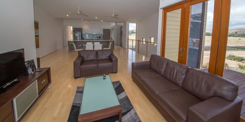South Shores Yellowfin Villa 96 - South Shores Normanville - Accommodation Brunswick Heads 1