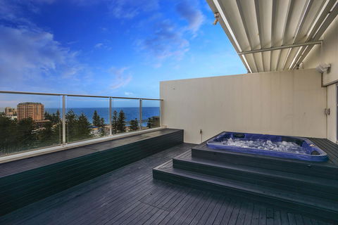 Glenelg Skyline Penthouse - Accommodation Brunswick Heads 2