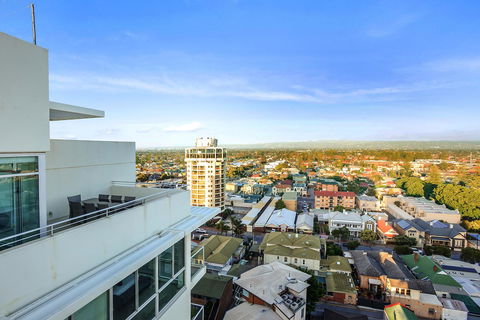 Glenelg Skyline Penthouse - Accommodation Brunswick Heads 17