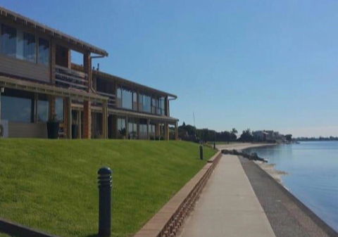 Lakeside - Accommodation Brunswick Heads 4