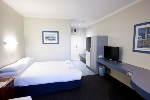 The Commodore - Accommodation Brunswick Heads 27