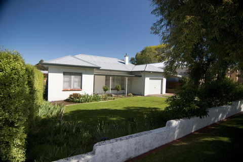 The Commodore - Accommodation Brunswick Heads 20
