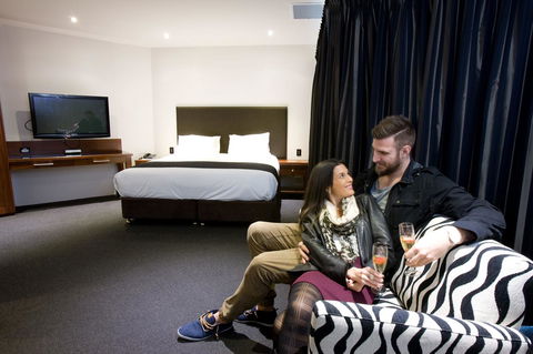 The Commodore - Accommodation Brunswick Heads 37